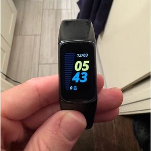 Fitbit charge 5